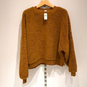 Gap Sherpa pull over sweatshirt.